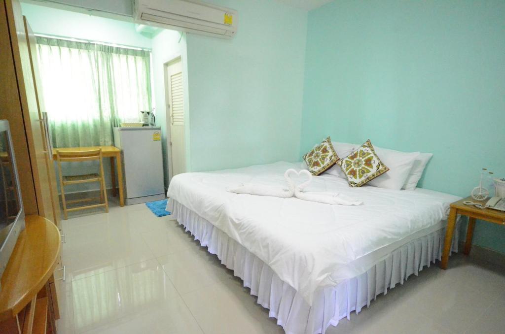 Pearl@Hua Hin Hotell Rum bild