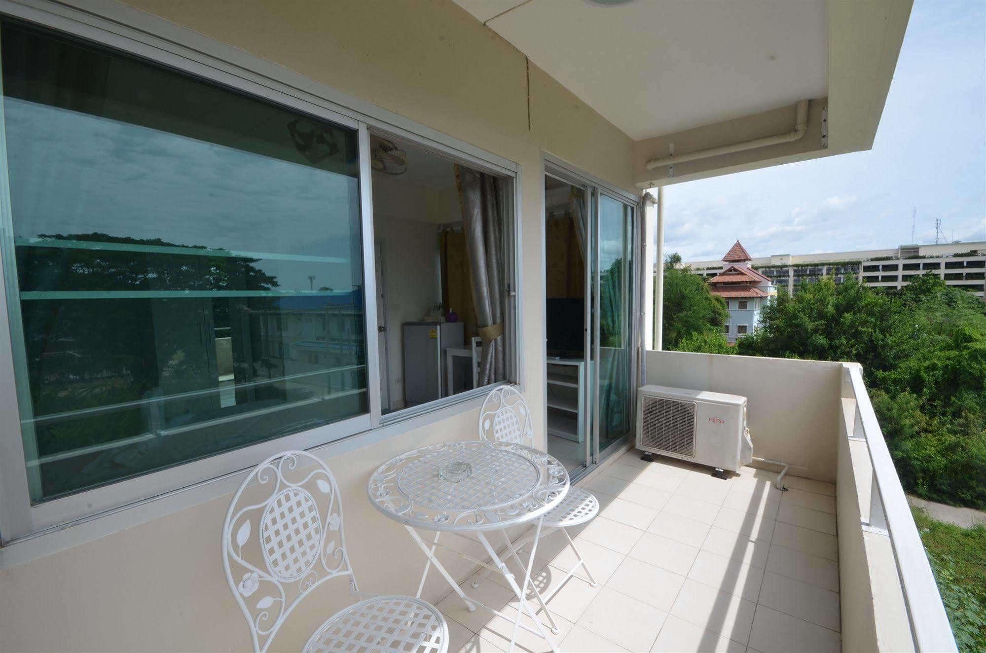 Pearl@Hua Hin Hotell Exteriör bild