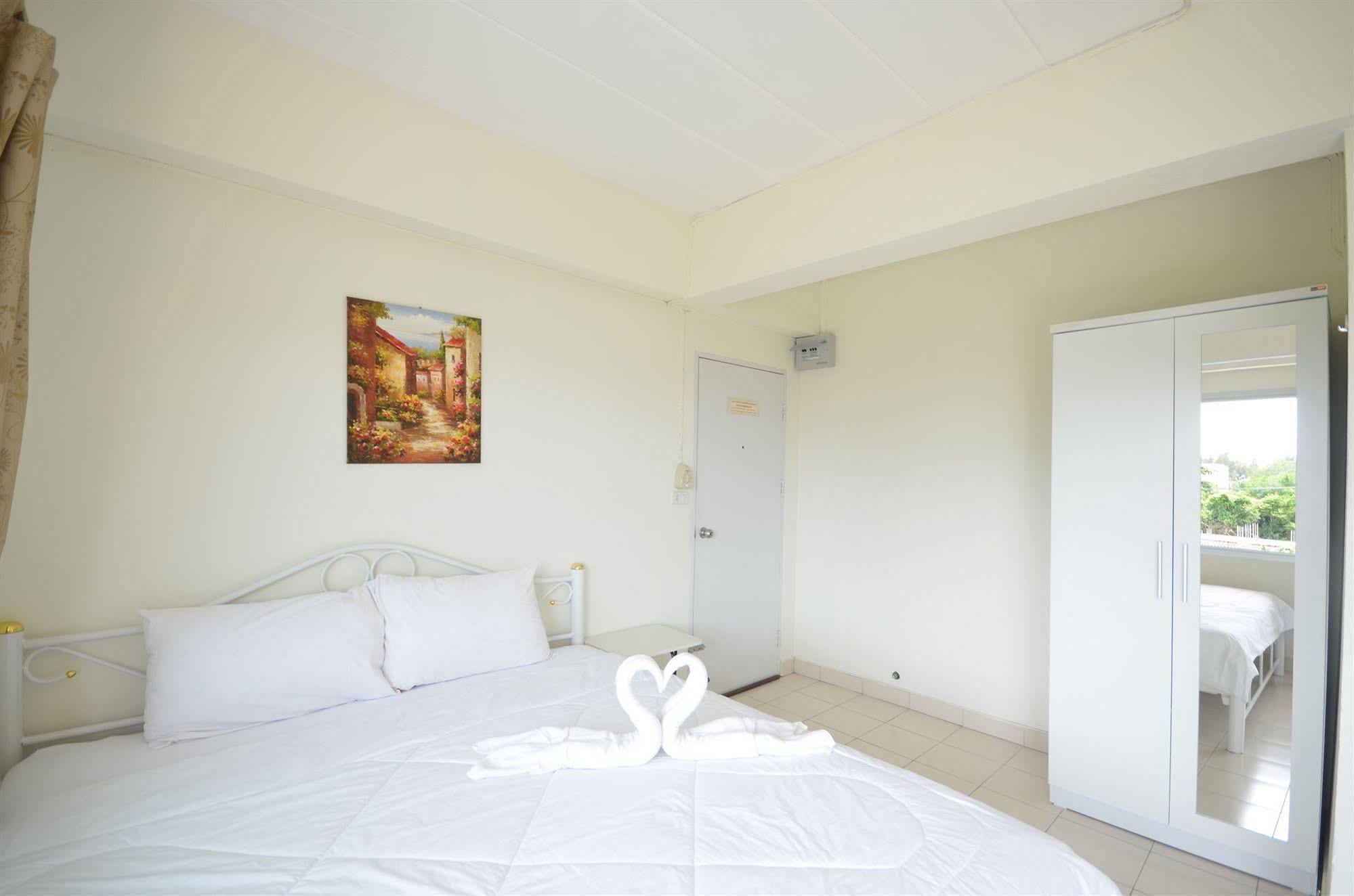 Pearl@Hua Hin Hotell Exteriör bild
